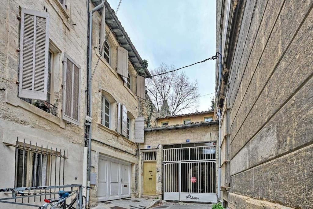 La Bulle - Parking Gratuit En Souterrain - 2 Mins Du Palais Des Papes - Clim Ac - Wifi Apartman Avignon Kültér fotó